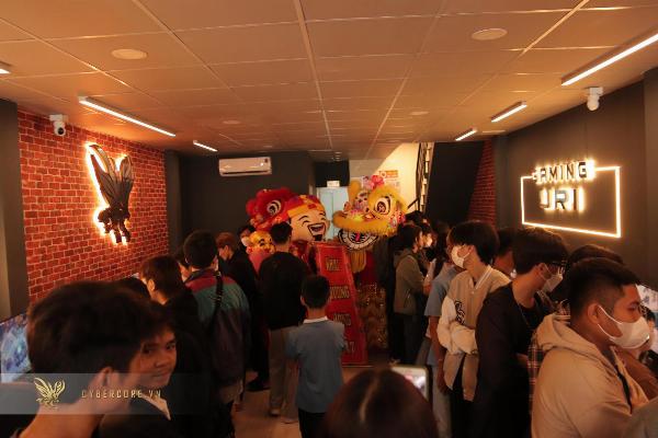 Cyber Game Quận 9: Top Địa Điểm Chơi Game Chất Lượng Cao Không Thể Bỏ Lỡ Cyber Game Quận 9: Top Địa Điểm Chơi Game Chất Lượng Cao Không Thể Bỏ Lỡ